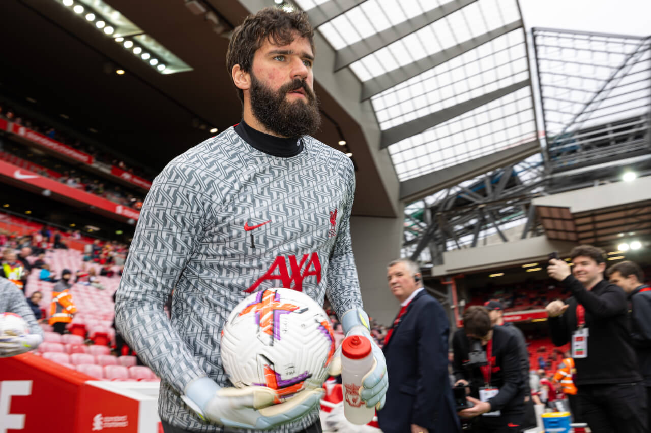 “Alisson a playmaker in gloves”, says LFC Legend Jan Molby