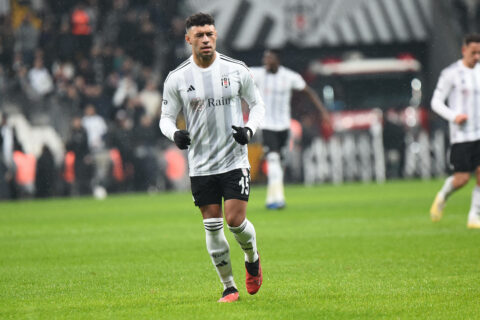 Report: Ex-Liverpool Midfielder Linked with Return to English Football