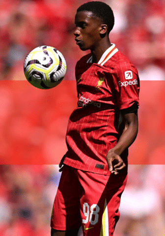 "Maybe it was my mistake" - Arne Slot apologises to Liverpool star over recent decision