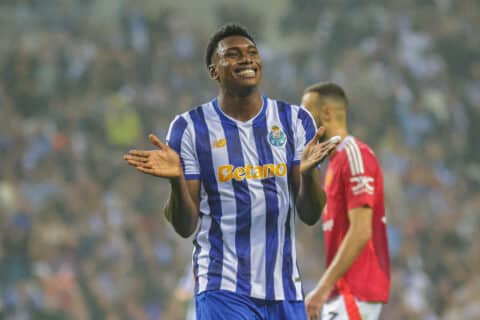 Report: Arne Slow Wants Liverpool to Sign ‘Dominant’ Forward in 2025