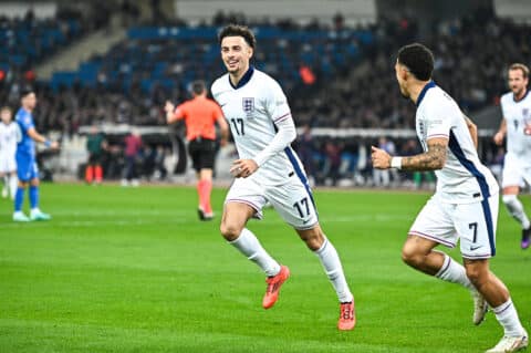 Kyle Walker Praises ‘Breath Of Fresh Air’ Curtis Jones