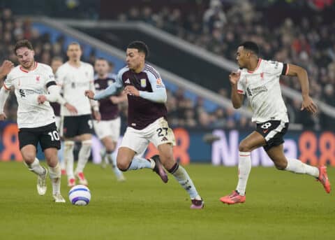 Match Report: Liverpool’s Lead Cut as Aston Villa Battle to Hard-Fought Draw