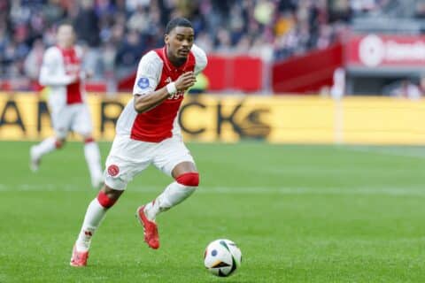 Hato on Standby as Liverpool Push to Land £50m Centre-Back Hato on Standby as Liverpool Push to Land £50m Centre-Back