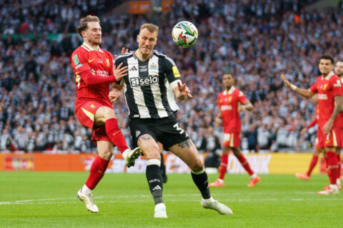 Gibbs: "Slot has to realise you can’t do that in Cup Finals" after Newcastle defeat