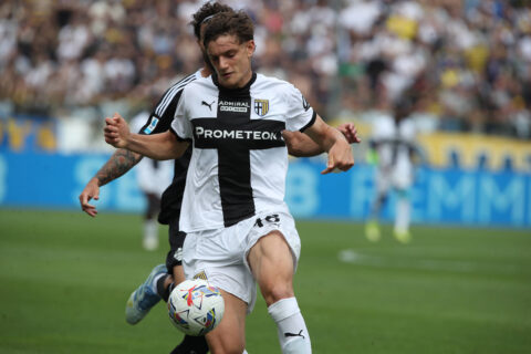 Fabrizio Romano: Liverpool 'Seriously Considering' Move to Sign 18-year-old Defender