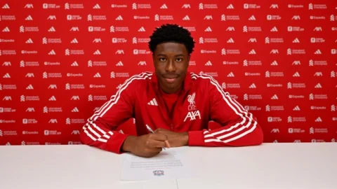 Centre-Back Signs New Contract with Liverpool