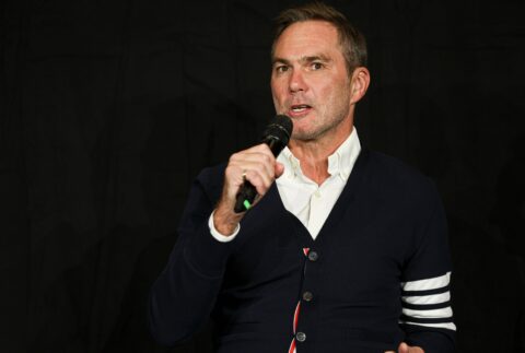 Former red urges Slot to drop £100m man Former red urges Slot to drop £100m man
