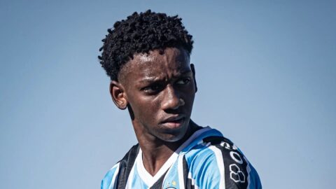 Liverpool set to launch €15m bid to sign Brazilian midfielder