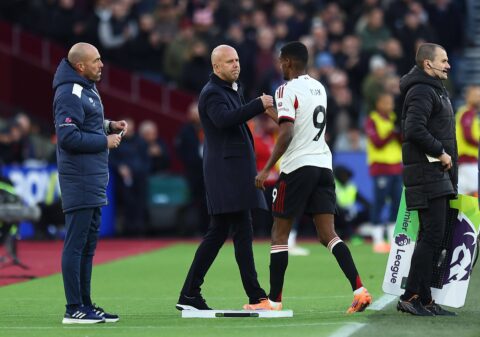 Arne Slot responds to criticism over Alexander Isak's Liverpool struggles