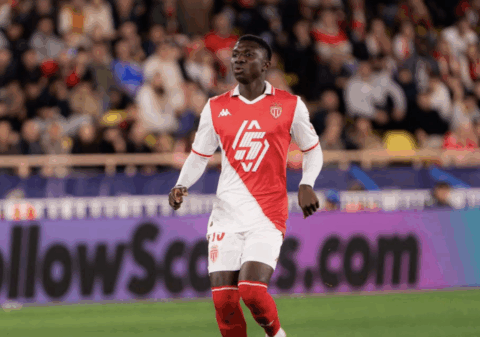 Report: Liverpool considering move to sign €50m midfielder