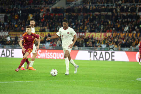 Report: Liverpool considering move to sign 21-year-old defender