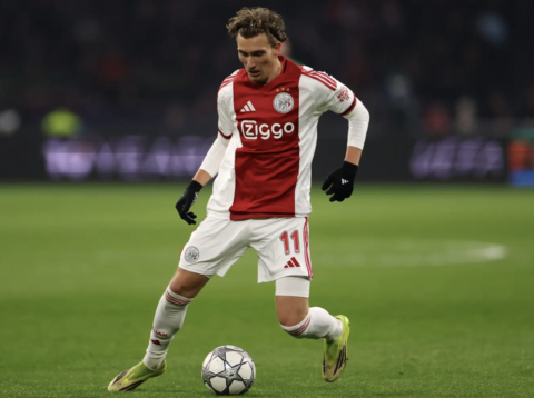 20-year-old forward told not to join Liverpool