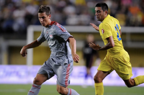 Former Liverpool star announces retirement