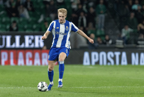 Report: Liverpool face Arsenal competition for 20-year-old wonderkid