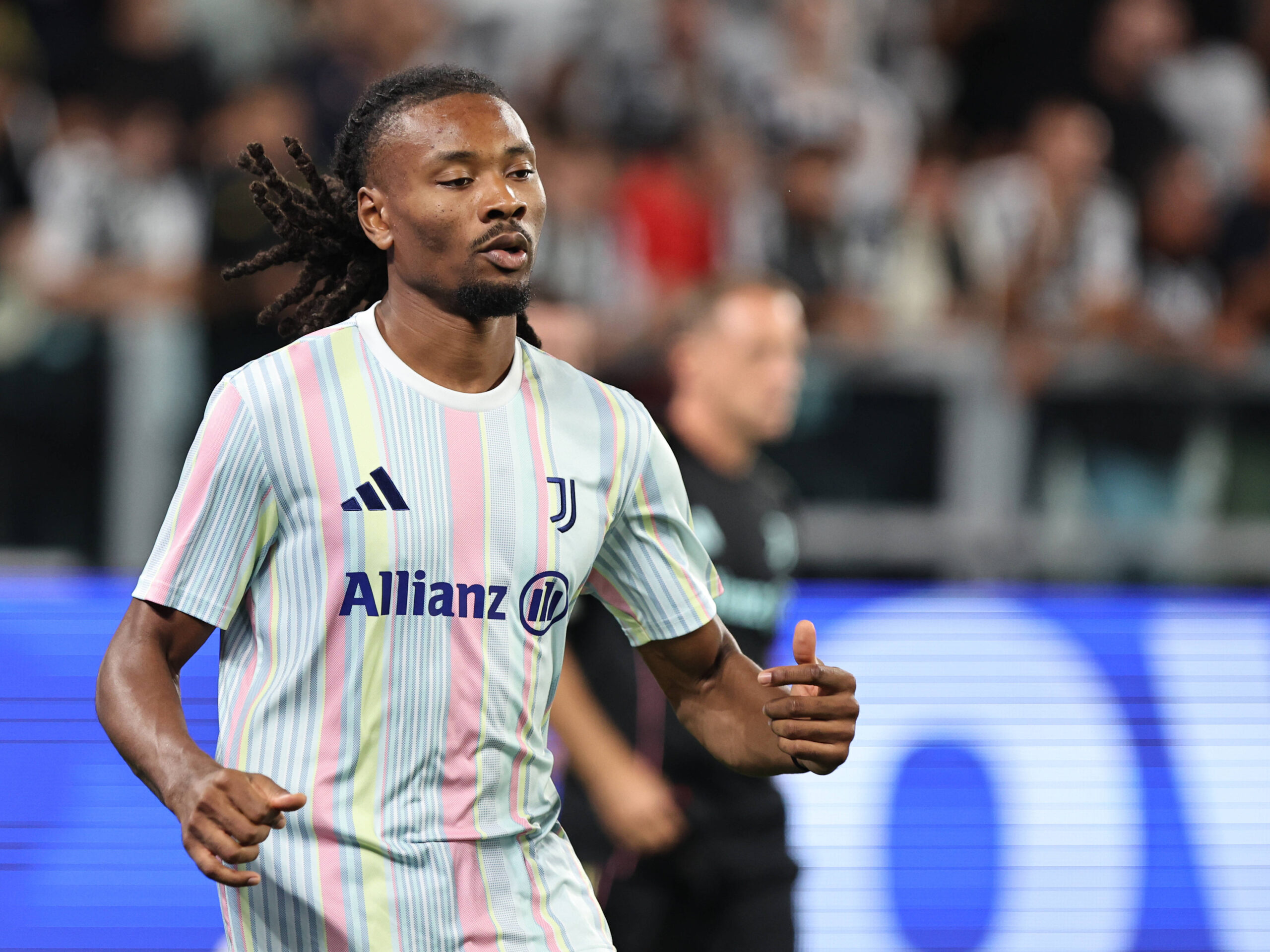 Liverpool Alerted as Juventus Set €40m Midfielder Price