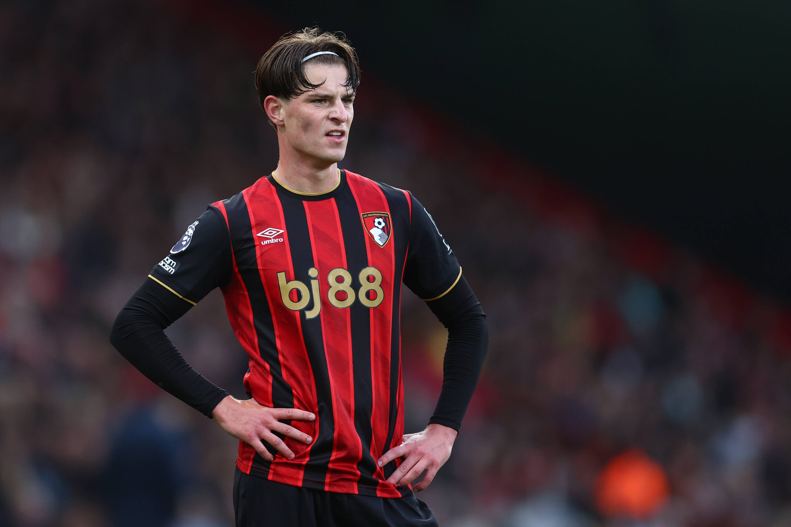 Report: Liverpool ready to move for 22-year-old Premier League midfielder