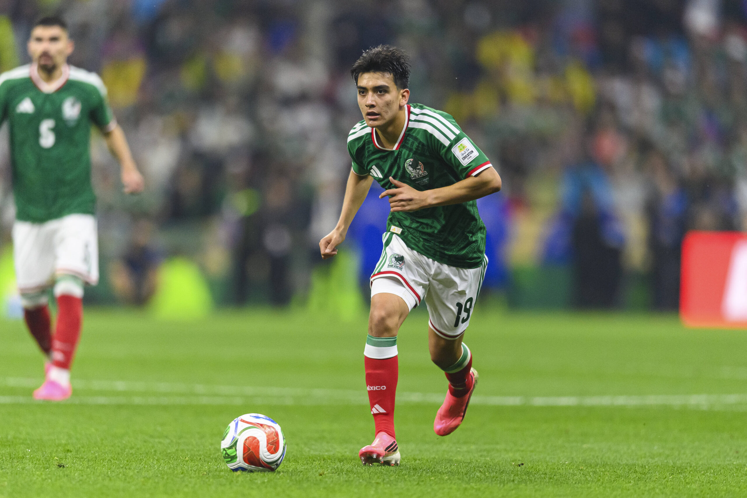 Report: Liverpool hold ‘serious interest’ in move for 17-year-old midfielder