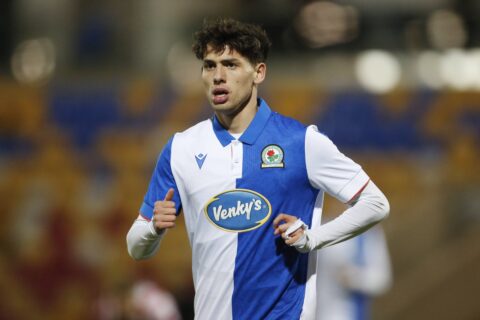 Report: Liverpool closing in on move for 19-year-old midfielder